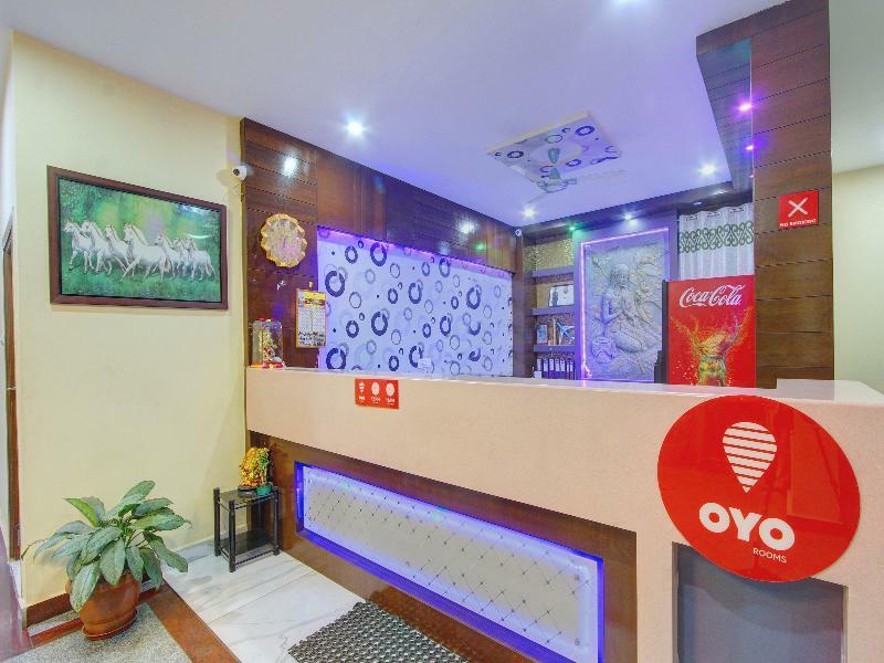 Oyo 7627 Royal Plaza Hotell Hyderabad Exteriör bild